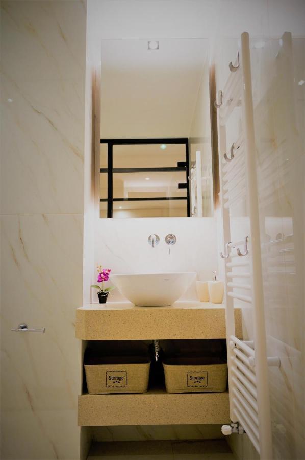Estilo Luxury Apartment カヴァラ エクステリア 写真