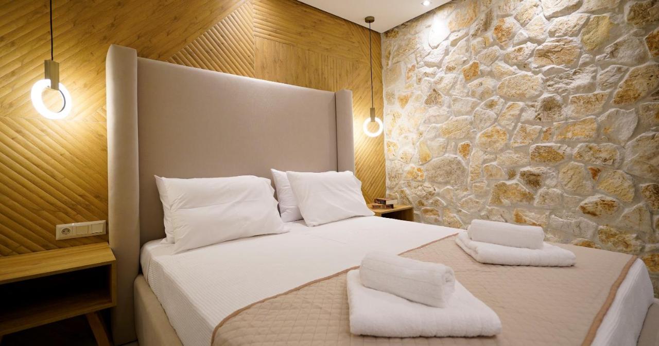 Estilo Luxury Apartment カヴァラ エクステリア 写真