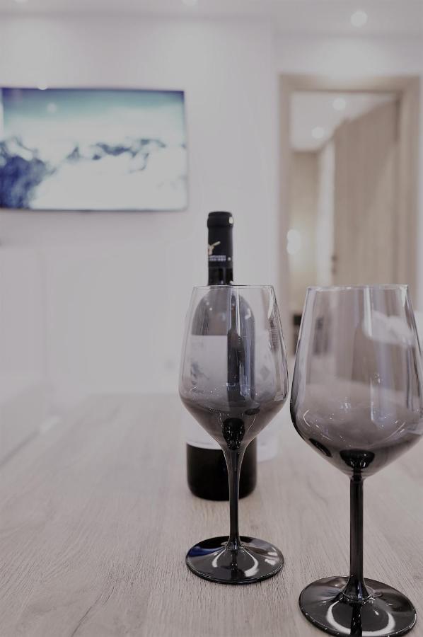 Estilo Luxury Apartment カヴァラ エクステリア 写真